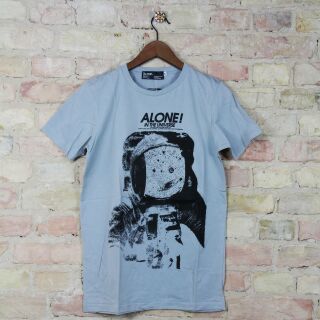 T-Shirt - Alone in the universe - hellgrau