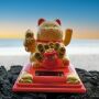 Lucky cat wealth solar on base 8cm Maneki-Neko waving cat Lucky cat