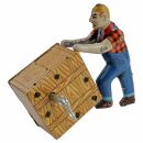 Blechspielzeug Mann rollt Kiste Kistenroller...